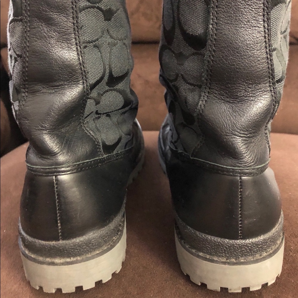 Coach snow boots - Picture 1 of 6